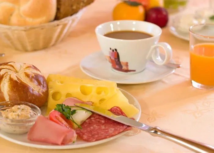 Haus Elisabeth فندق مبيت وإفطار 3*